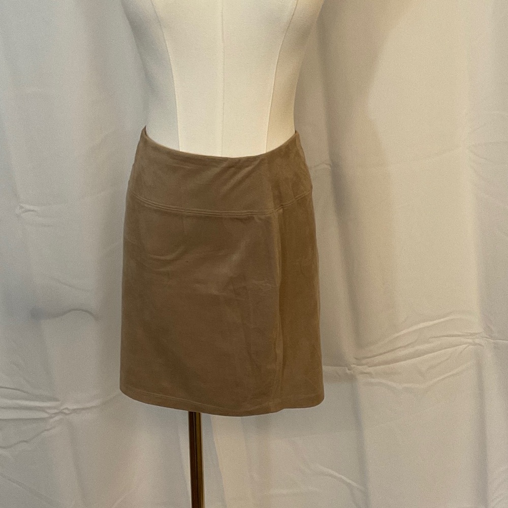 Mac & Jac Tan Mini Skirt
